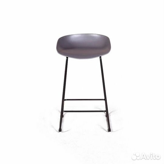 Стул полубарный Leo