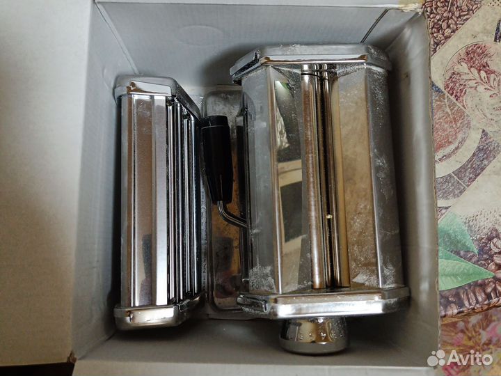 Лапшерезка 2шт ручная Peterhof + равиоли Bekker