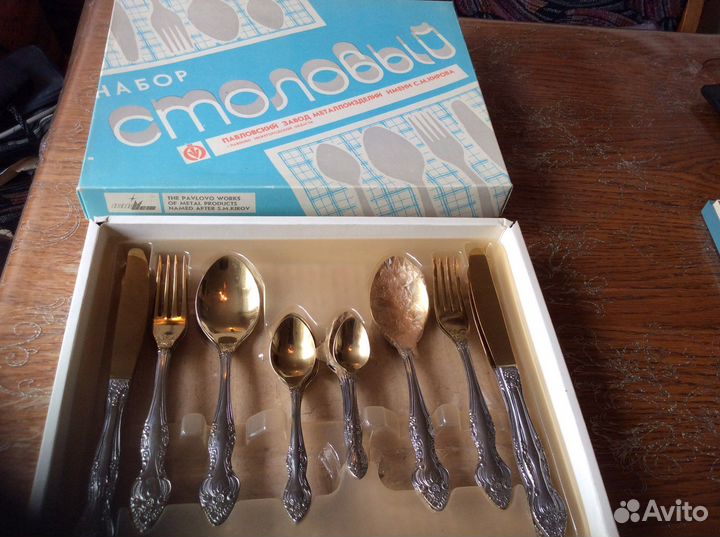 Наборы столовые и десертных ложек мельхиор СССР