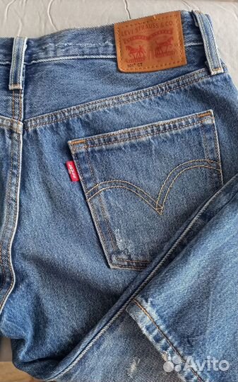 Женские джинсы Levis 501