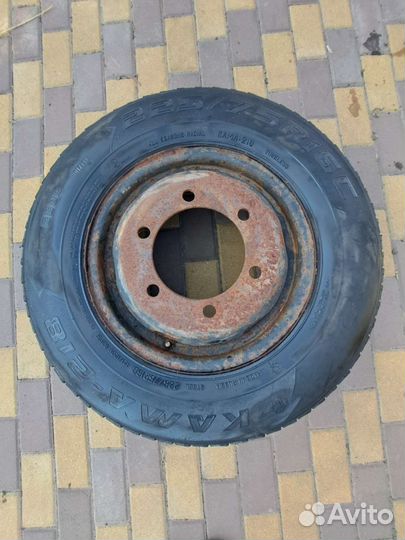 Покрышки с дисками на ЗИЛ бычок