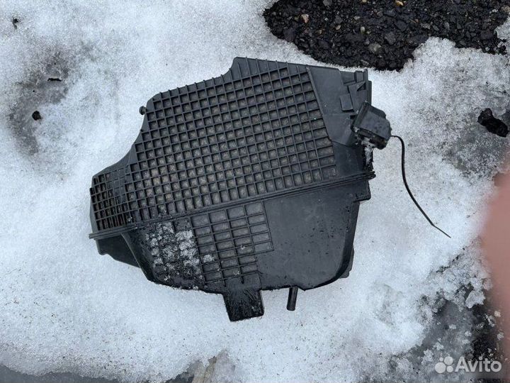 Корпус воздушного фильтра Лада X-Ray