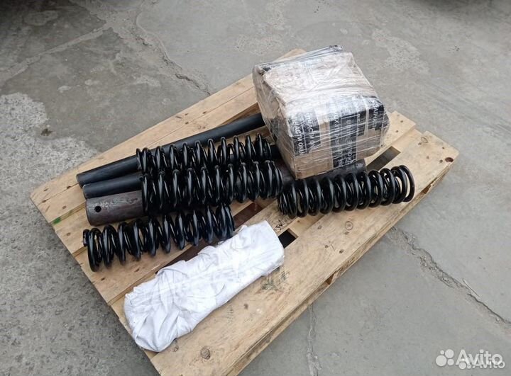 Механизм подъема опускания трапа чмзап