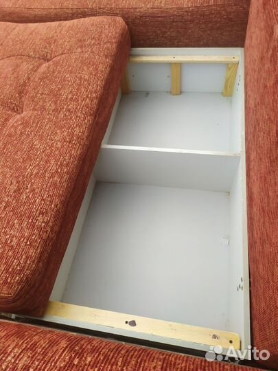 Угловой диван