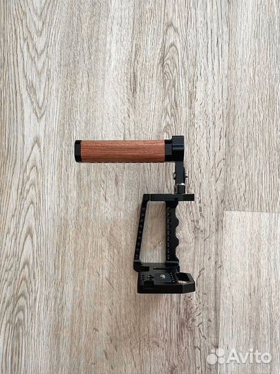 Зеркальный фотоаппарат