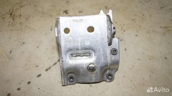 Пластина переходная LH BMW 535i GT F07