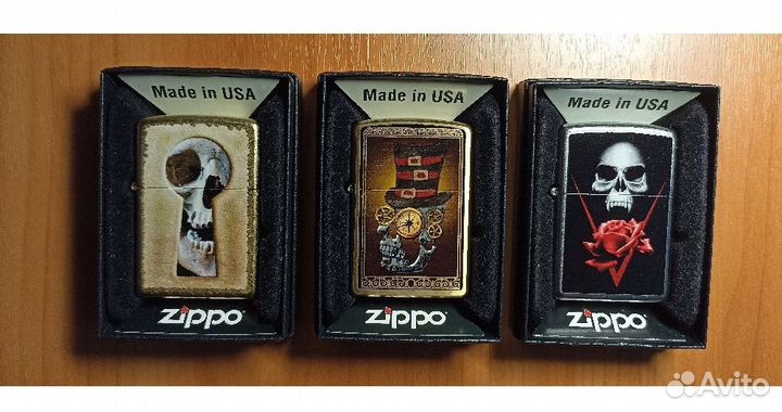 Зажигалки Zippo Tremors monster movie + черепа