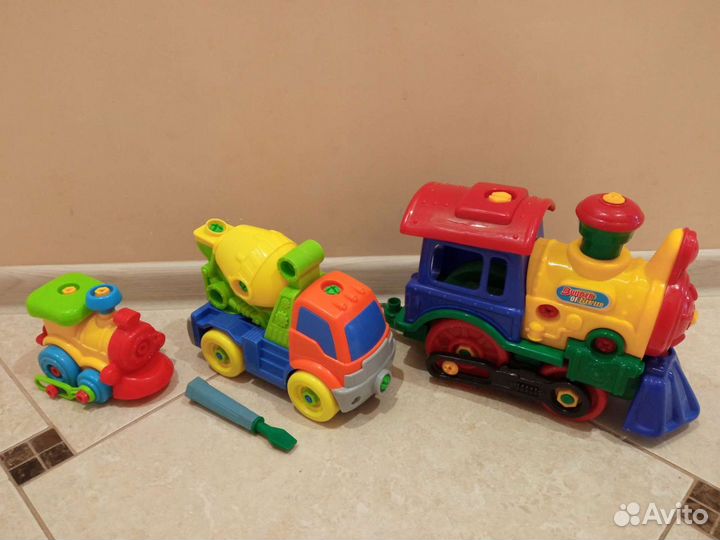 Машины бетономешалка, Паровоз