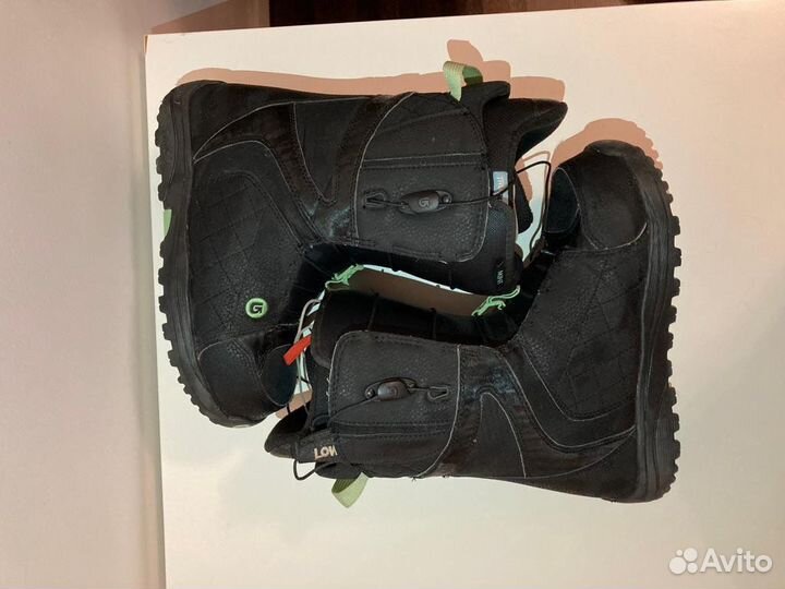 Сноубордические ботинки Burton 35-36