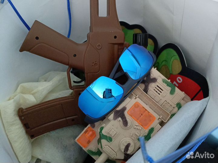 Игрушки для мальчика пакет+много пазлов