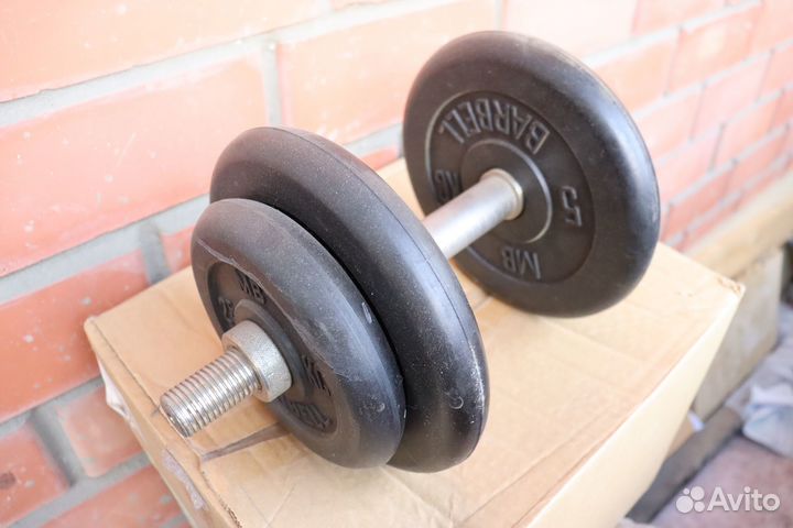 Продам гантели