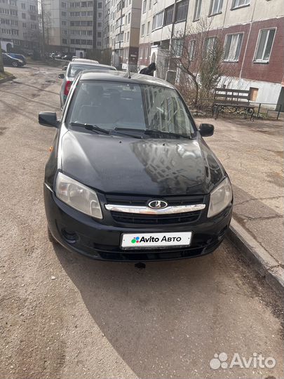 LADA Granta 1.6 МТ, 2013, 200 000 км