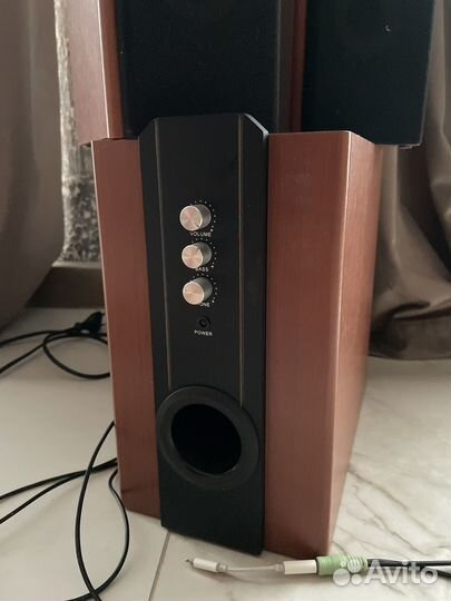 Акустические колонки