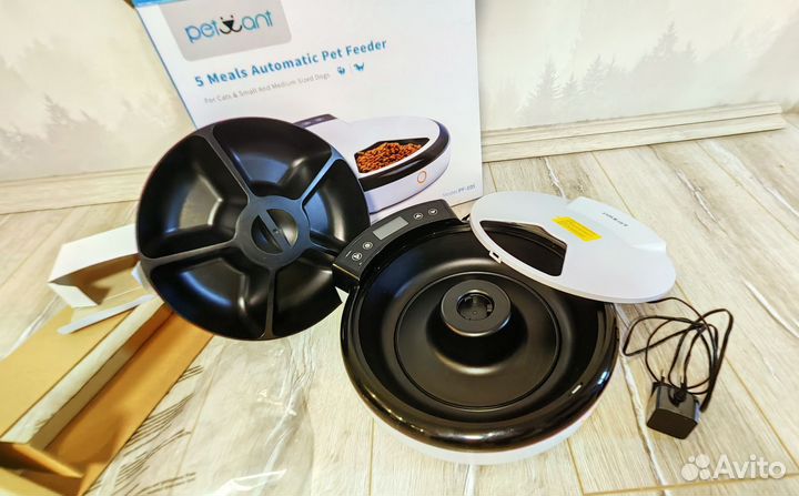 Автоматическая кормушка для кошек
