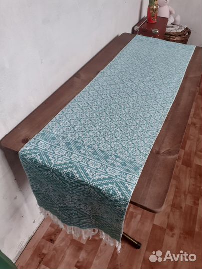 Дорожка на стол в деревенском стиле