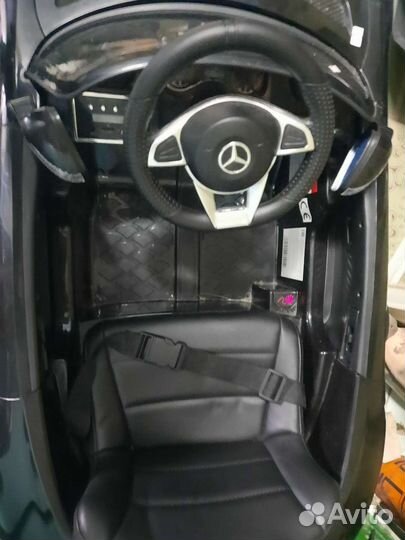 Детский электромобиль mercedes amg