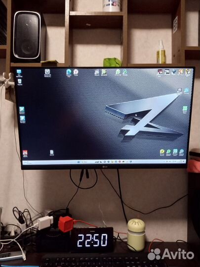 Монитор для компьютера 27 дюйма б/у LG