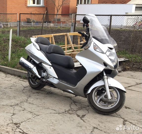 Honda silver wing 600