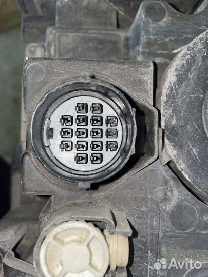 Фара правая Land Rover Range Rover sport