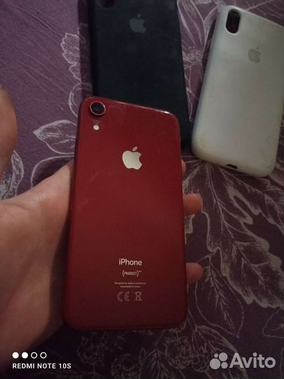 iPhone xr 64gb red