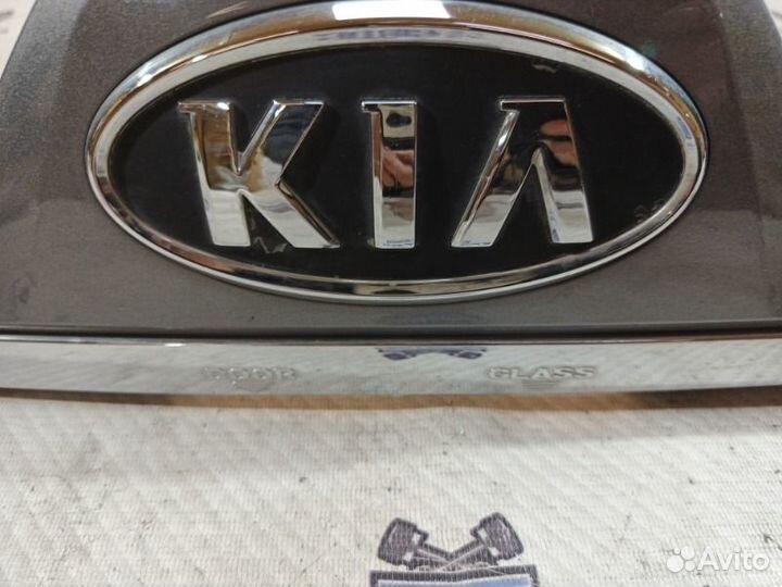 Накладка крышки багажника Kia Sportage 2