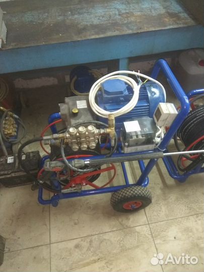 Аренда прокат авд для мойки фасада здания