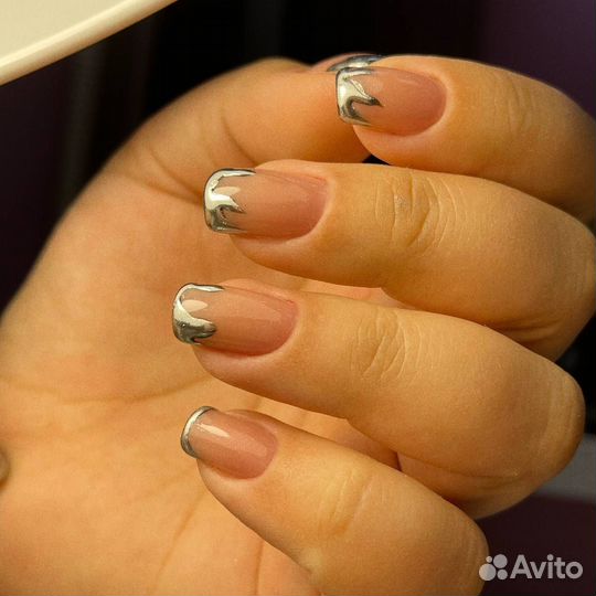 Маникюр/педикюр