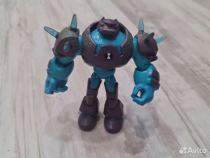 Робот и Робокоп Полли