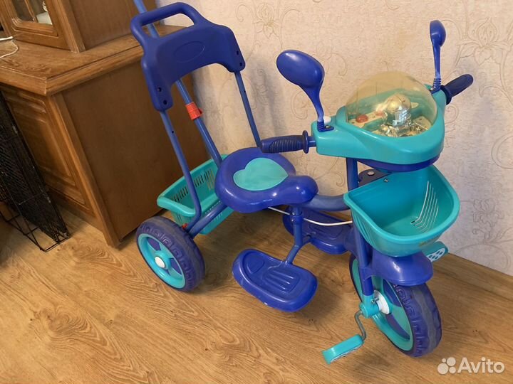 Детский велосипед трехколесный с ручкой