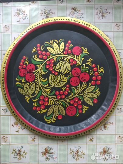 Поднос Хохлома