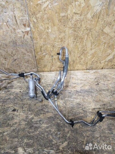 Трубка кондиционера Dodge Grand caravan 5 2015