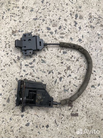 Замок бардачка в сборе Porsche Cayenne 955