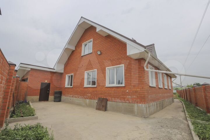 Дом 206,2 м² на участке 10 сот.