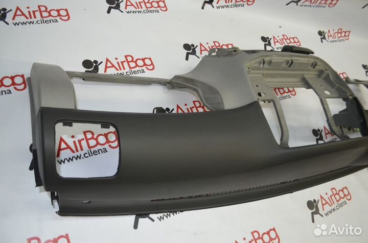 Торпедо панель приборов Toyota 100