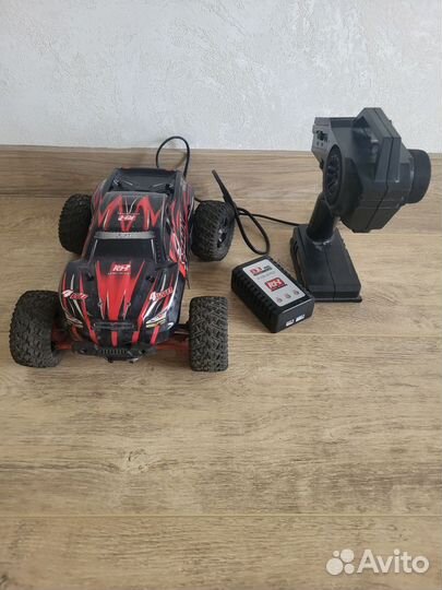 Машина на радиоуправлении jeep