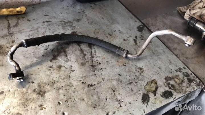 Трубка толстая кондиционера Хонда Аккорд 8