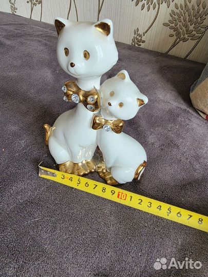 Декоративная фигурка кошки