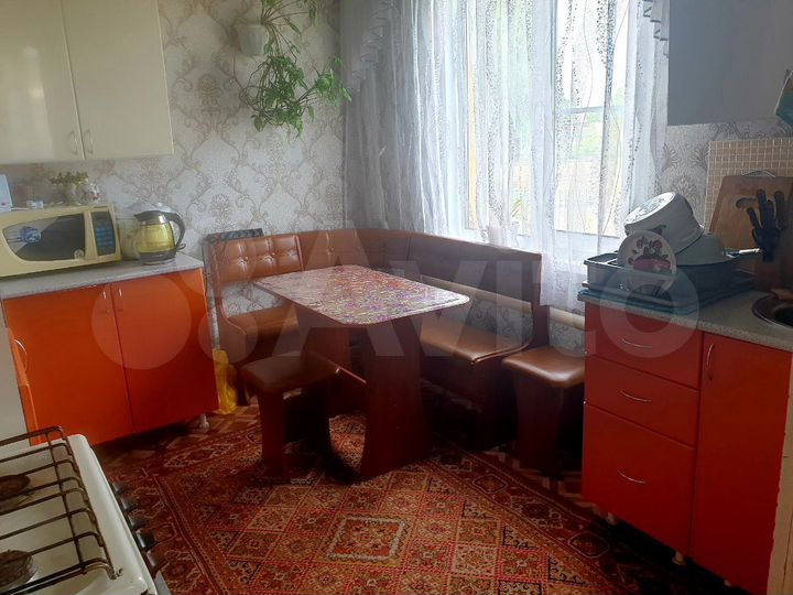 Комната 9 м² в 3-к., 1/1 эт.