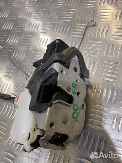Замок передний правый Chevrolet Aveo T300