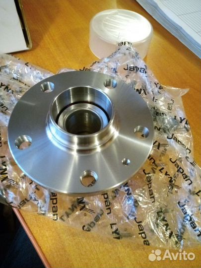 Ступичный подшипник задний Фольксваген Гольф