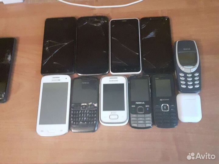 Телефоны