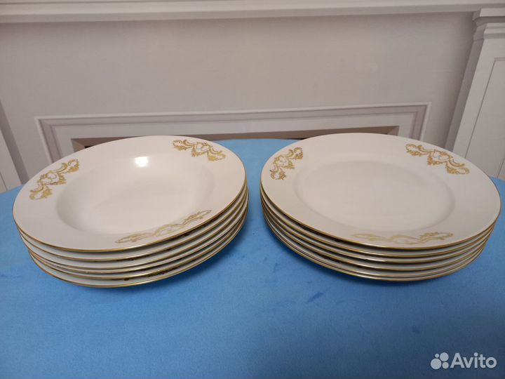 Набор тарелок 12 шт фарфор Чехословакия 80-е годы