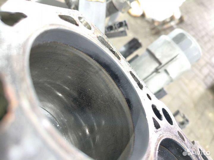 Блок цилиндров AWX Audi A6 C5 (1997-2004)