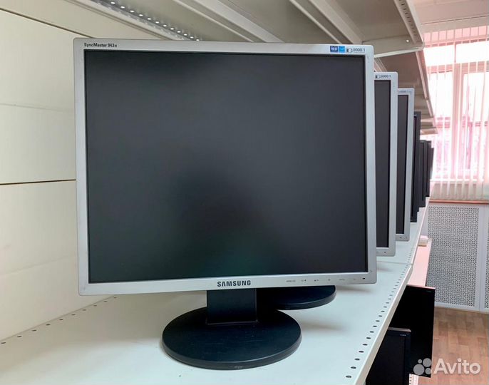 Мониторы 17-22 дюймов большое количество