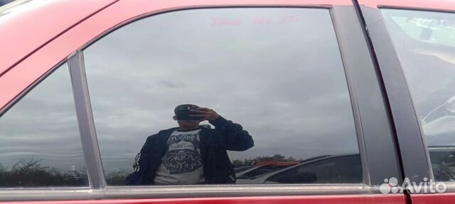 Стекло Peugeot 406