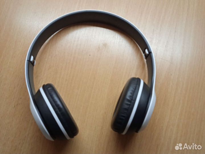 Беспроводные наушники