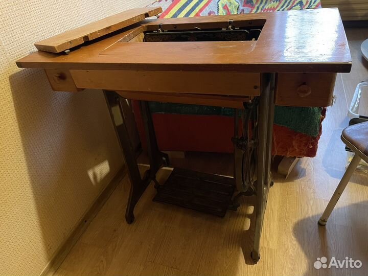 Швейная машинка подольская ручная