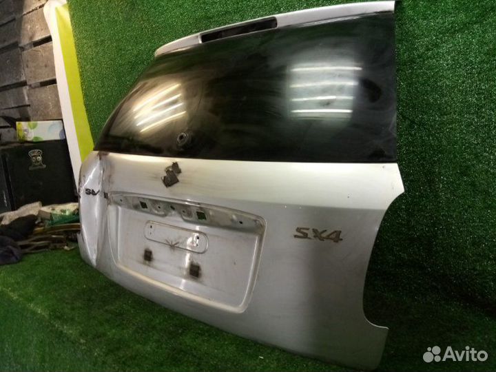 Крышка багажника задняя Suzuki Sx4 GYA M16A