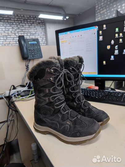 Треккинговые зимние ботинки Jack Wolfskin на 38