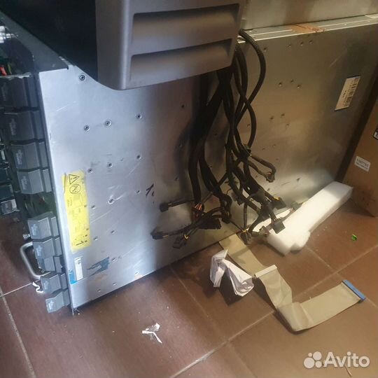 Сервер Fujitsu Siemens BX600 S2